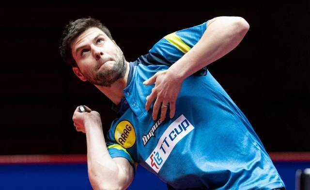 英格兰队轻取德国队,马龙刷新纪录 英格兰队轻取德国队,马龙刷新纪录