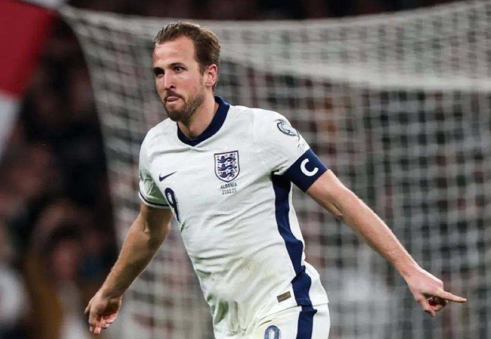 爱游戏官网-罗马翻盘利物浦，凯恩惊艳四座