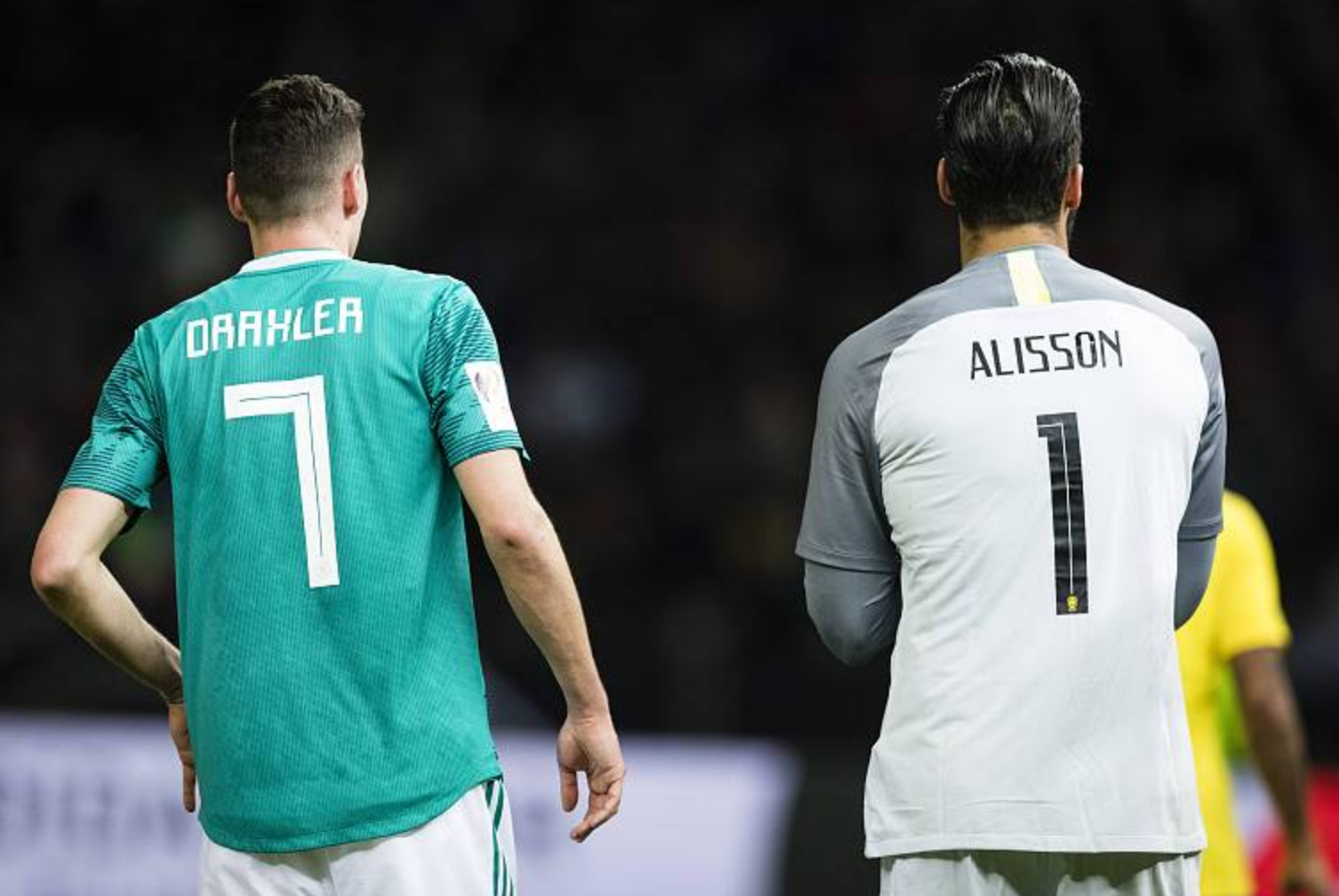 威廉姆斯完胜梅赛德斯，诺里斯高光表现