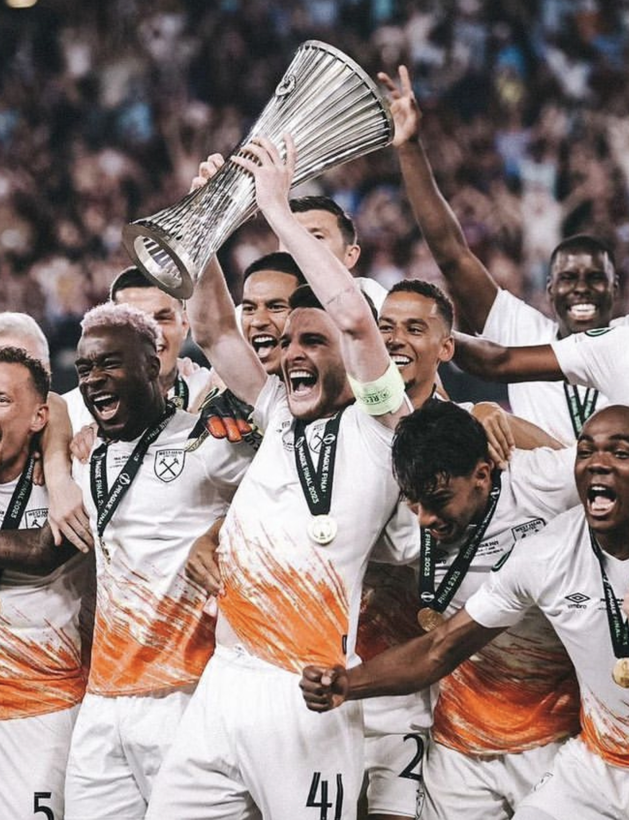 法国队力克德国队，波尔惊艳四座