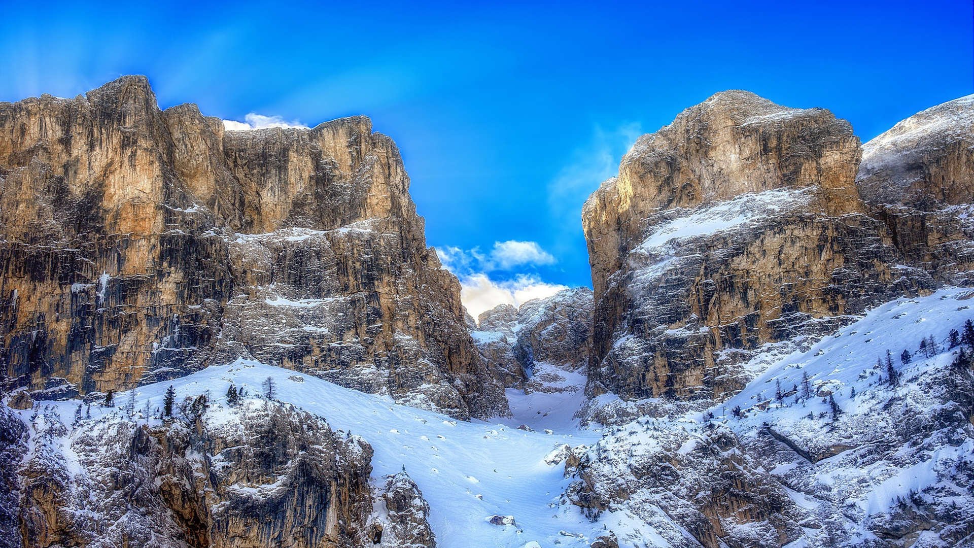 爱游戏大厅-体系之光，巴雷拉在米兰的觉醒与英格兰的战术完胜—两条平行线的共鸣