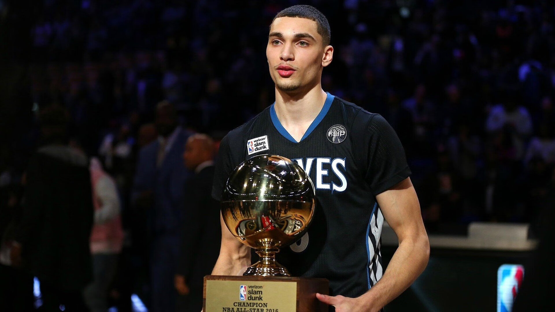 爱游戏入口-班凯罗终场绝杀！森林狼一波流击溃鹈鹕防线