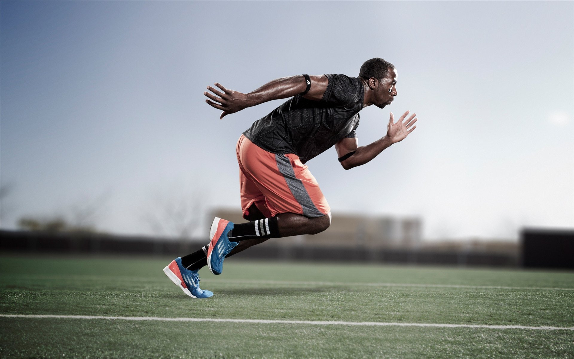 爱游戏入口-绝杀之夜，萨拉赫的矛盾演出，当利物浦的矛，刺穿家乡的盾